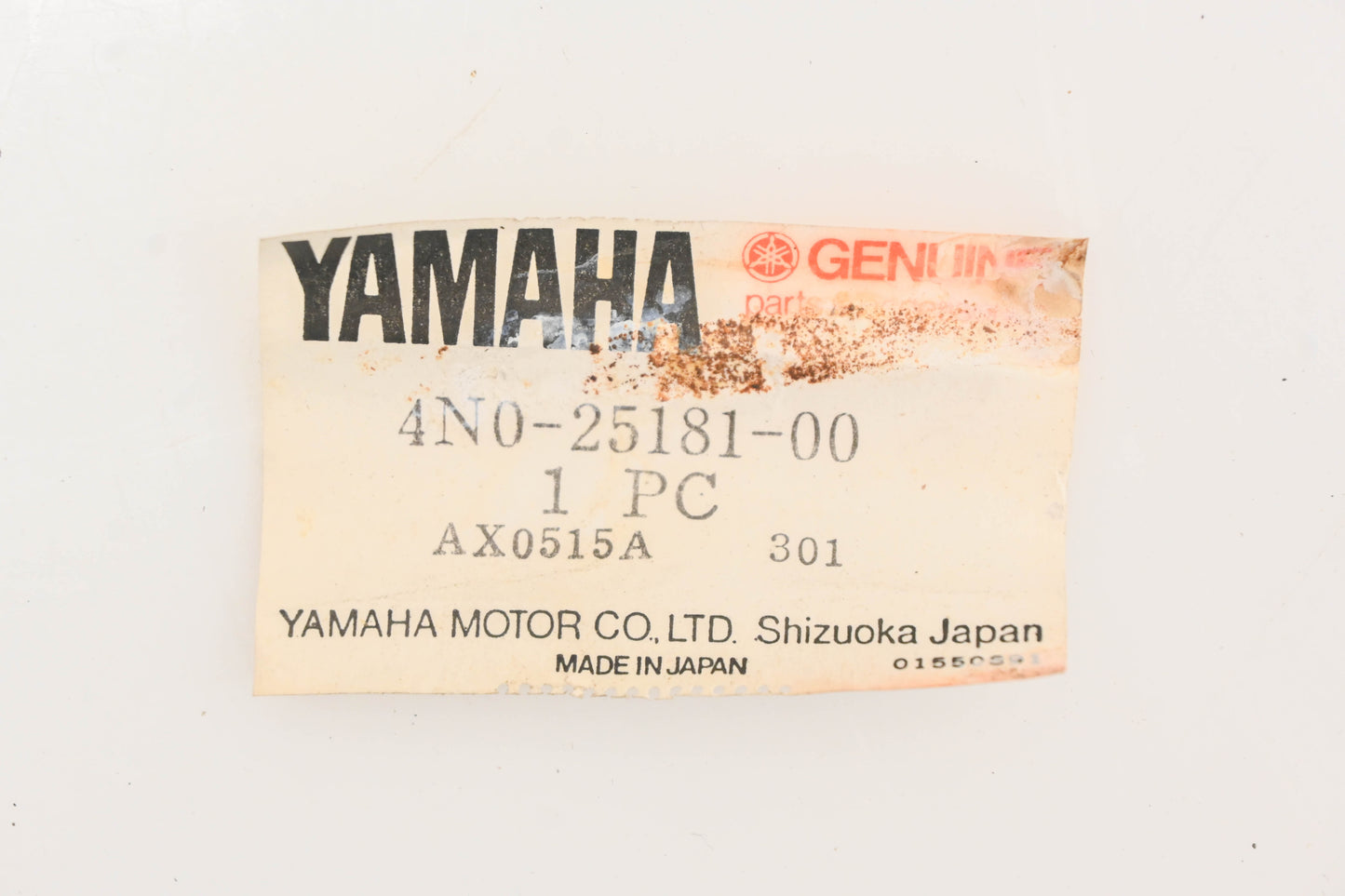 New OEM Yamaha 4N0-25181-00-00 Wheel Axle Bolt NOS