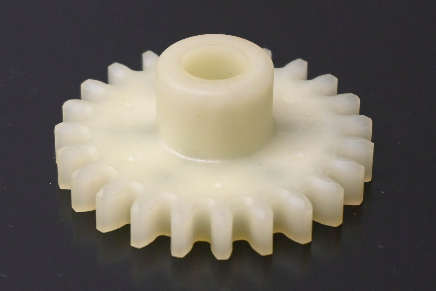 New OEM Yamaha 4SR-12459-00-00 Water Pump Impelling Gear NOS