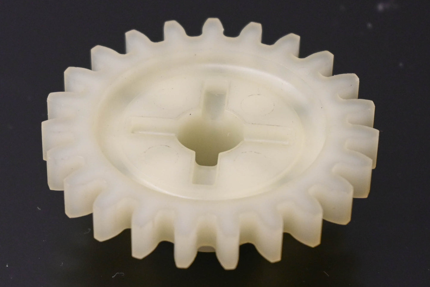 New OEM Yamaha 4SR-12459-00-00 Water Pump Impelling Gear NOS