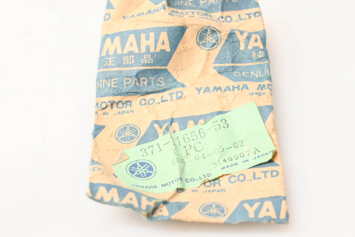 New OEM Yamaha 371-11656-53-00 Plane Bearing NOS