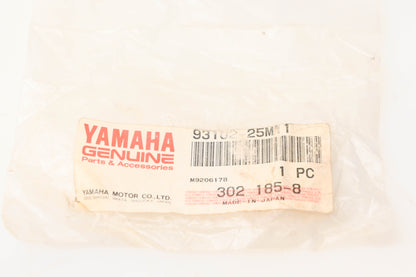 New OEM Yamaha 93102-25M11-00 Oil Seal NOS