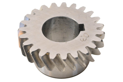 New OEM Yamaha 4L0-16111-00-00 Primary Drive Gear NOS