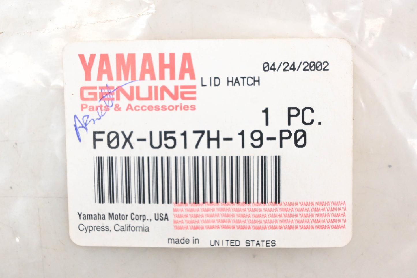 New OEM Yamaha F0X-U517H-19-P0 Blue Storage Box Hatch Lid NOS