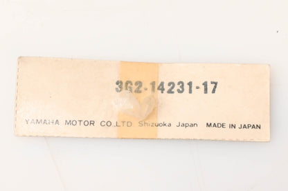 New OEM Yamaha 3G2-14231-17-00 Carburetor Jet Main NOS