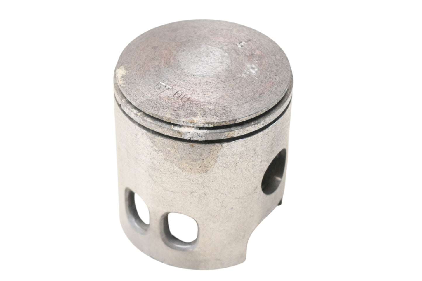 New OEM Yamaha 444-11638-00-00 Piston NOS