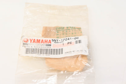 New OEM Yamaha 5NY-17241-00-00 4th Wheel Gear NOS