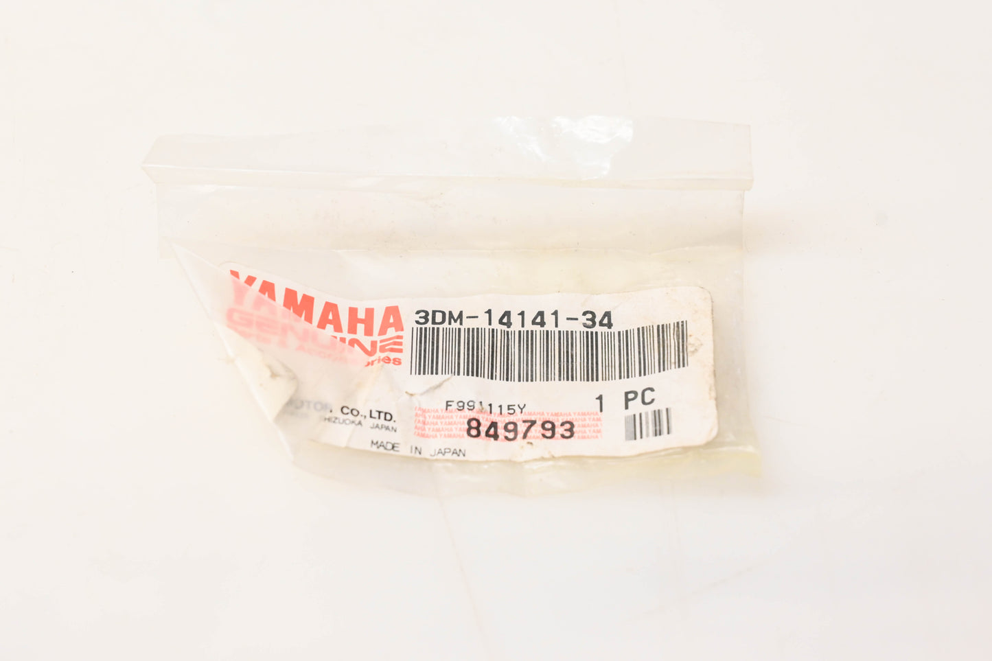 New OEM Yamaha 3DM-14141-34-00 Main Carburetor Nozzle NOS