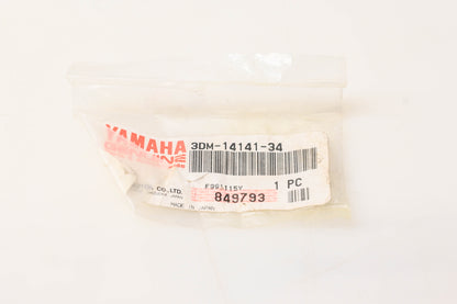 New OEM Yamaha 3DM-14141-34-00 Main Carburetor Nozzle NOS