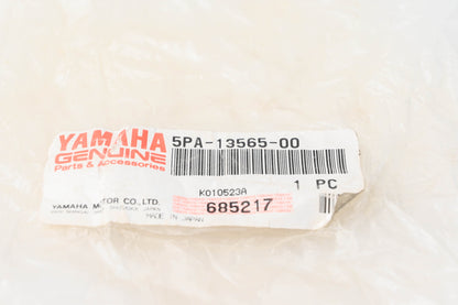 New OEM Yamaha 5PA-13565-00-00 Carburetor Joint NOS