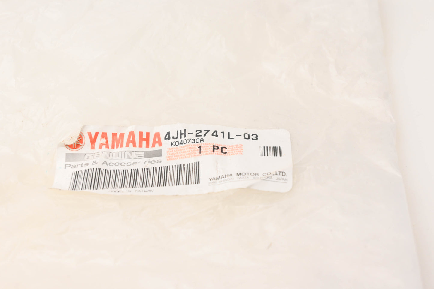 New OEM Yamaha 4JH-2741L-03-00 Left Foot Peg Bracket NOS