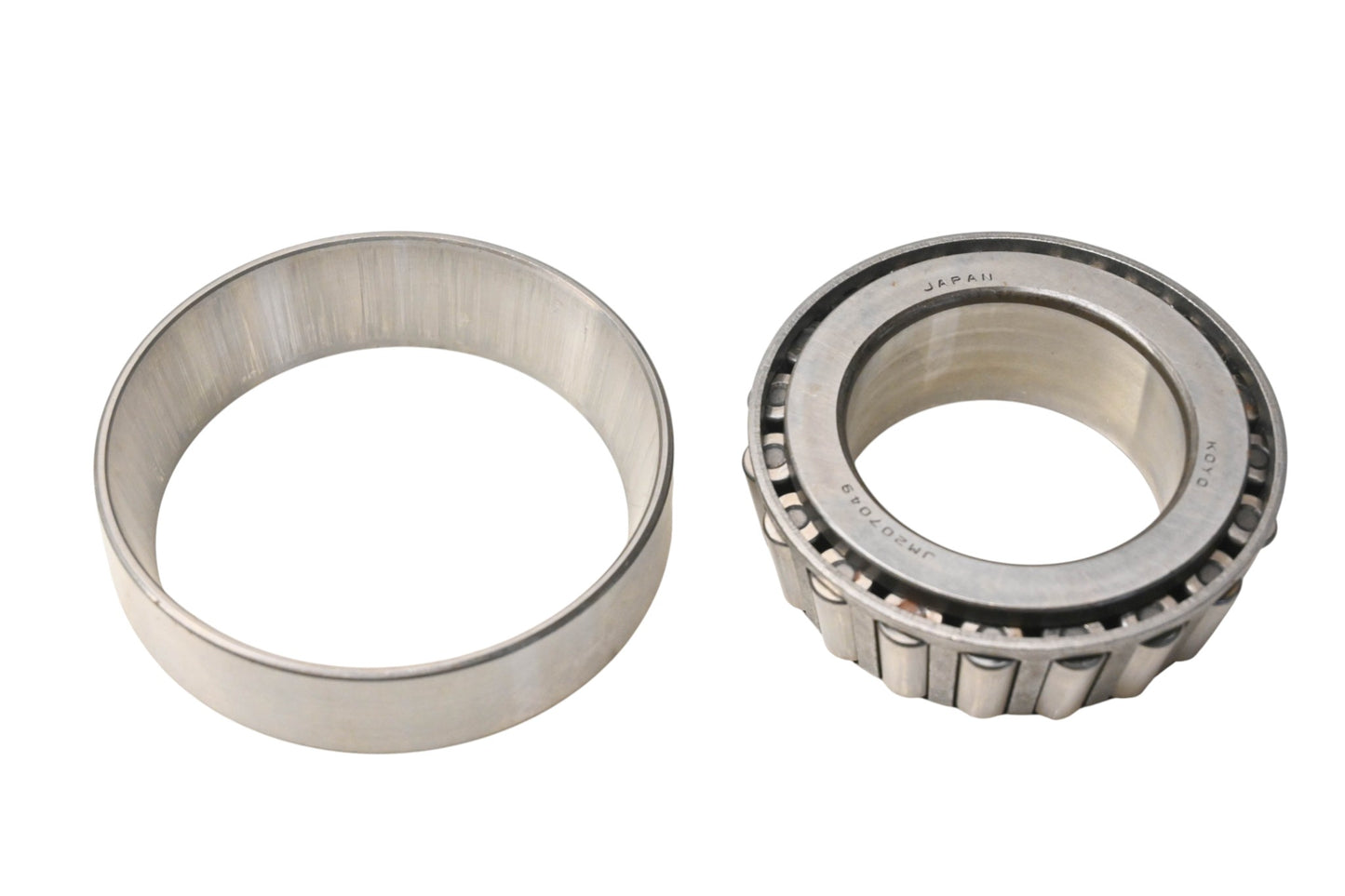 New OEM Yamaha 93332-000W1-00 Bearing NOS