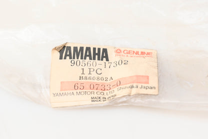 New OEM Yamaha 90560-17302-00 Spacer NOS