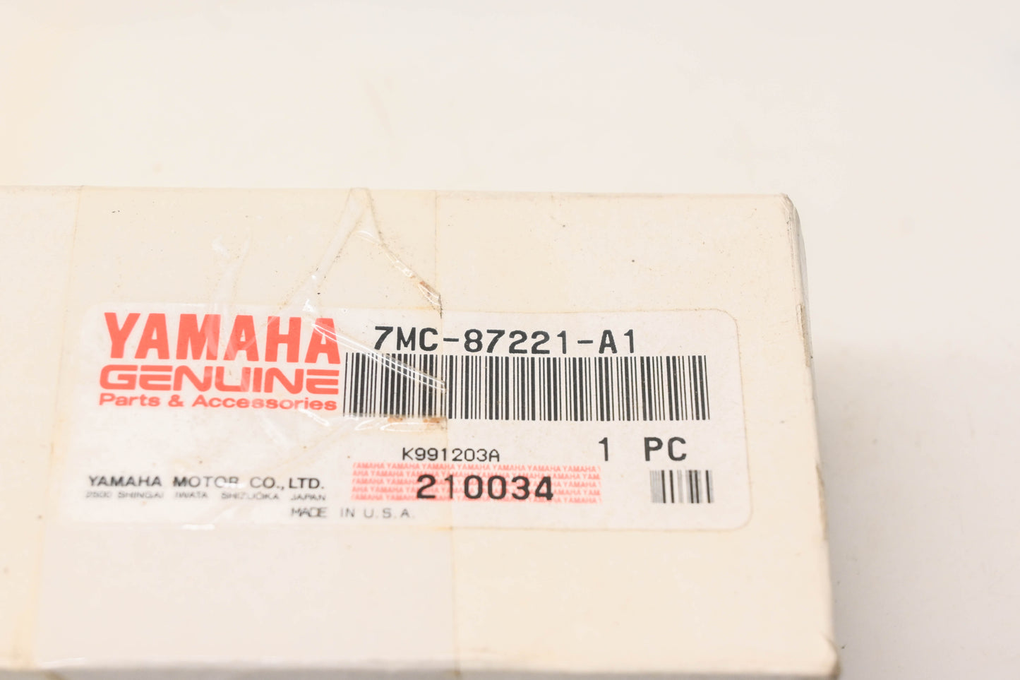 New OEM Yamaha 7MC-87221-A1-00, 99999-04283-00 Receptacle NOS