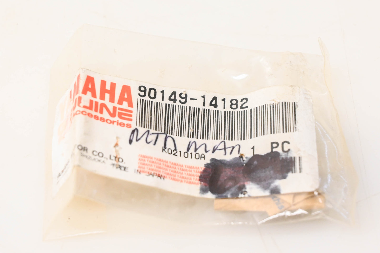 New OEM Yamaha 90149-14182-00 Screw NOS