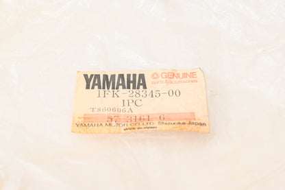 New OEM Yamaha 1FK-28345-00-00 Mole Seal NOS