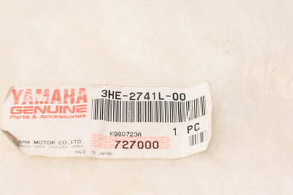 New OEM Yamaha 3HE-2741L-00-00 Bracket NOS