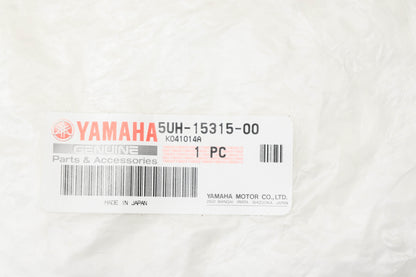 New OEM Yamaha 5UH-15315-00-00 Crankcase Seal NOS