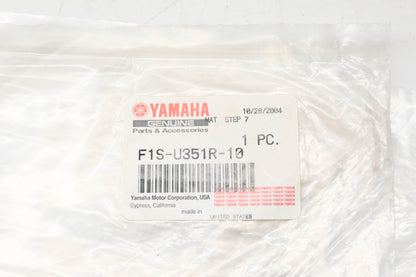 New OEM Yamaha F1S-U351R-10-00 Step Mat NOS