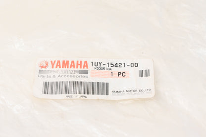 New OEM Yamaha 1UY-15421-00-00 Crankcase Cover NOS