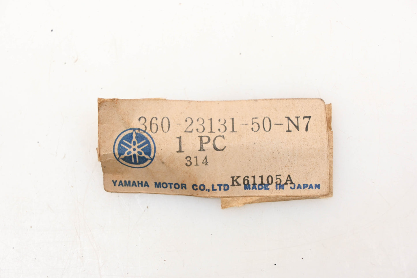 New OEM Yamaha 360-23131-50-N7 Orange Right Upper Fork Cover NOS