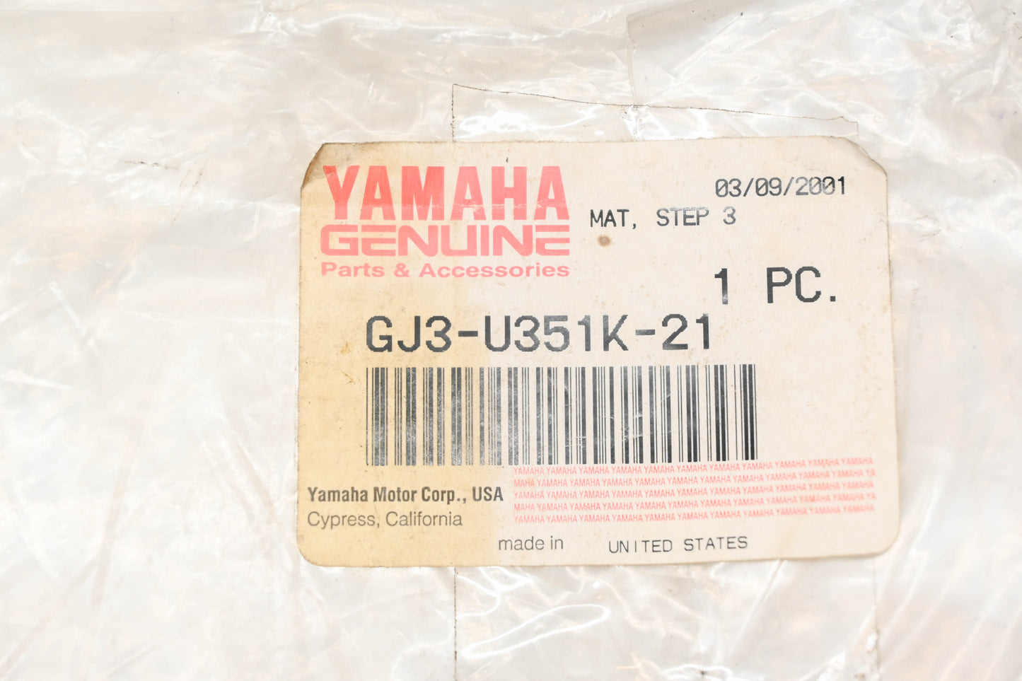 New OEM Yamaha GJ3-U351K-21-00 Step Mat NOS
