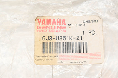 New OEM Yamaha GJ3-U351K-21-00 Step Mat NOS