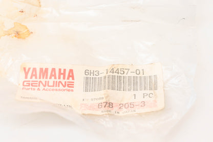 New OEM Yamaha 6H3-14457-01-00 Seal NOS