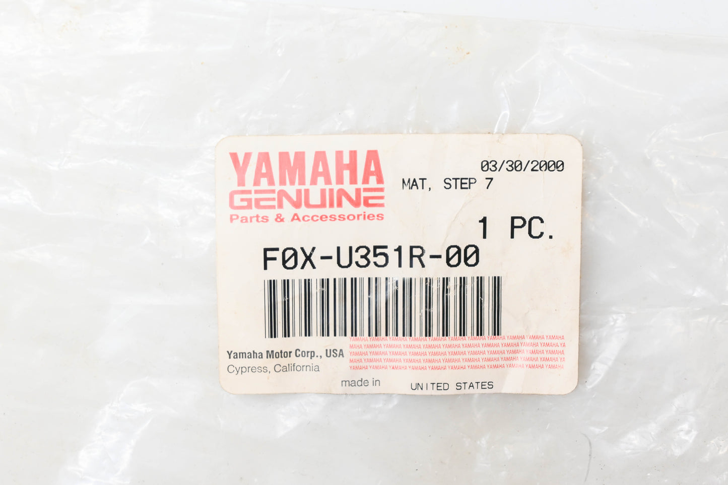 New OEM Yamaha F0X-U351R-00-00 Step Mat NOS