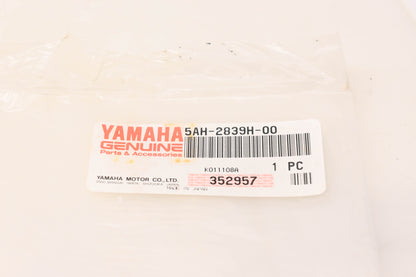 New OEM Yamaha 5AH-2839H-00-00 Emblem YZF Decal NOS