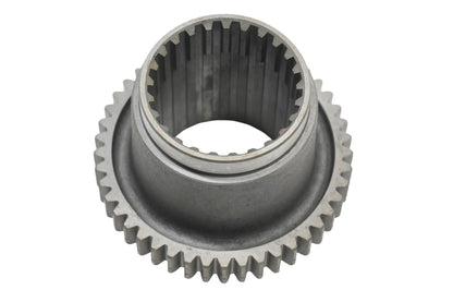 New OEM Yamaha 4X7-17583-01-00 Middle Drive Gear NOS