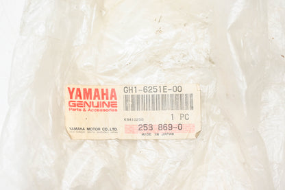New OEM Yamaha GH1-6251E-00-00 Stern Gunwale NOS