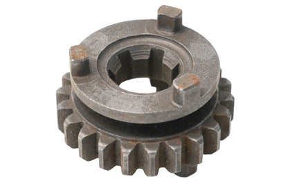 New OEM Yamaha 353-17131-01-00 3rd Pinion Gear NOS