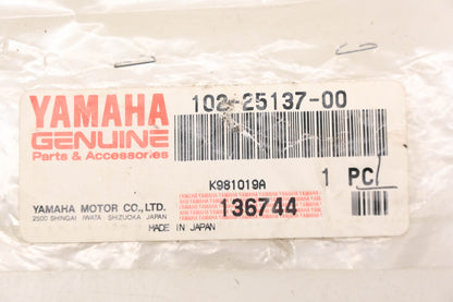New OEM Yamaha 102-25137-00-00 Stop Ring NOS