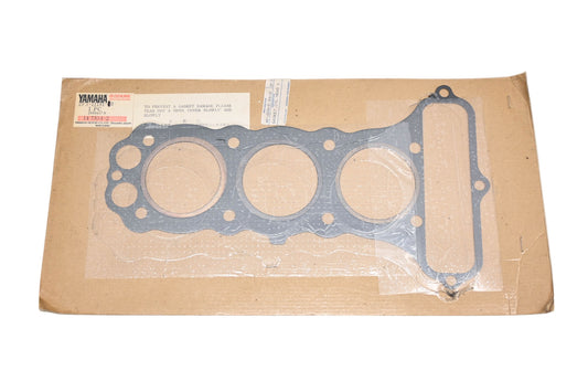 New OEM Yamaha 2F3-11181-00-00 Cylinder Head Gasket NOS
