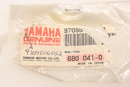 New OEM Yamaha 97095-06022-00 Bolt M6-1.0 x 20 NOS