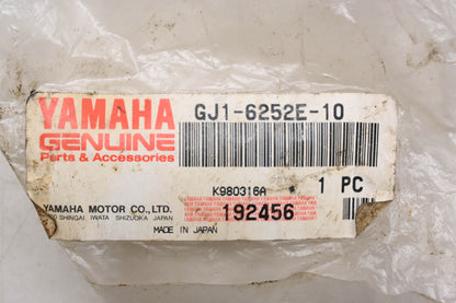 New OEM Yamaha GJ1-6252E-10-00 Teal Lefthand Gunwale Joint NOS