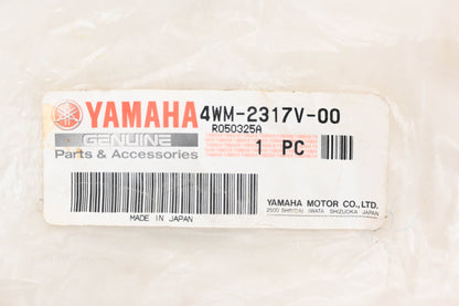 New OEM Yamaha 4WM-2317V-00-00 Turn Signal Stay Bracket NOS