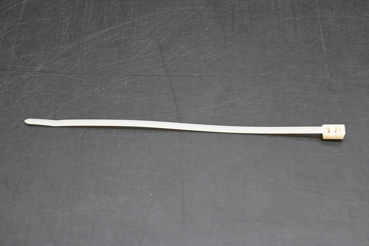 New OEM Yamaha 90464-50002-00 Electrical Clamp NOS