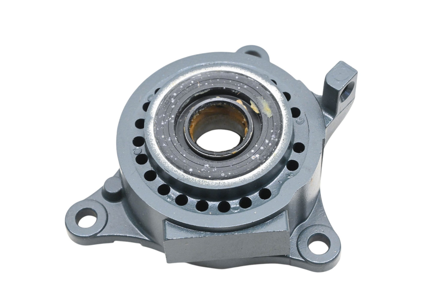 New OEM Yamaha 6R7-W4531-00-9M Bearing Housing Assembly NOS
