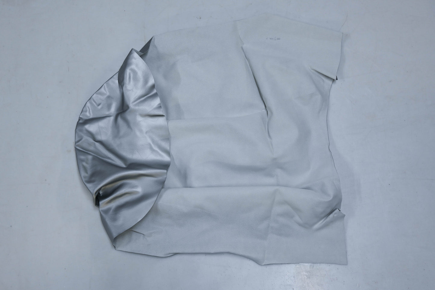 New OEM Yamaha GU2-U372B-50-00 Grey Seat Cover NOS