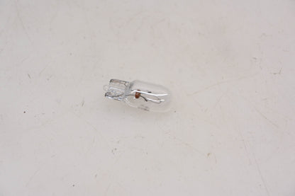 New OEM Yamaha 6Y5-83517-00-00 Bulb NOS
