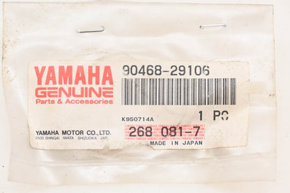 New OEM Yamaha 90468-29106-00 Clip NOS