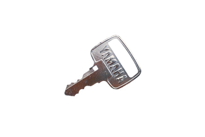 New OEM Yamaha 90890-55833-00 Replacement Key #464 NOS