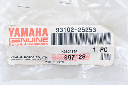 New OEM Yamaha 93102-25253-00 Oil Seal NOS