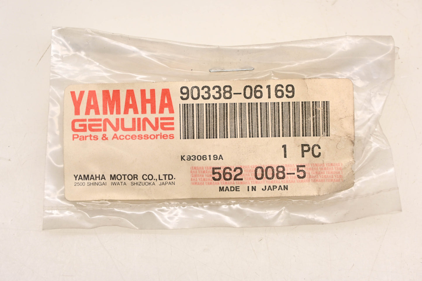 New OEM Yamaha 90338-06169-00 Special Shaped Plugs Qty 2 NOS