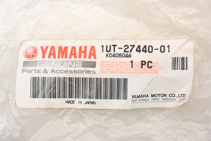 New OEM Yamaha 1UT-27440-01-00 Right Rear Footpeg NOS