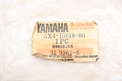 New OEM Yamaha 5X4-15618-00-00 Kick Start Lever Boot Cover NOS