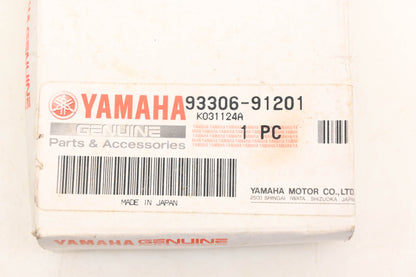 New OEM Yamaha 93306-91201-00 NSK Middle Driven Gear NOS