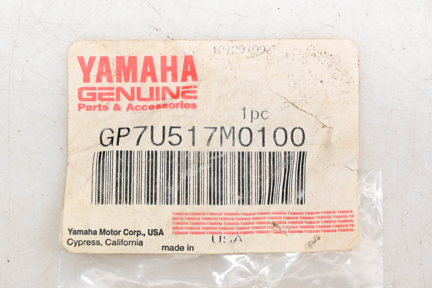 New OEM Yamaha GP7-U517M-01-00 Engine Hatch Pads NOS