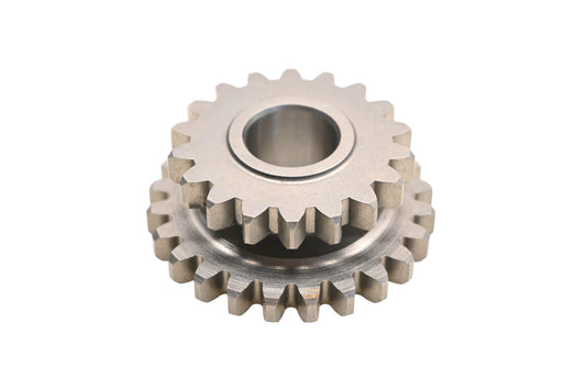 New OEM Yamaha 4KB-15517-00-00 Idler Gear NOS
